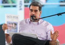 Para la defensa integral: Maduro llamó a desarrollar dotación de fusiles en Unidades Comunales Milicianas