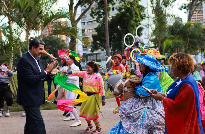 4900075497807612858 (1)